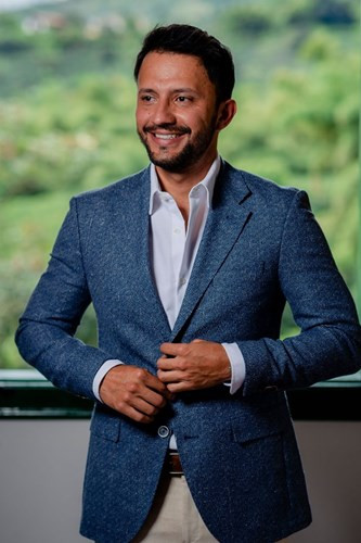 Sebastian Urrea