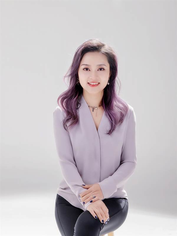 Angela Zhao