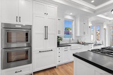 466 Westbourne St, San Diego, CA