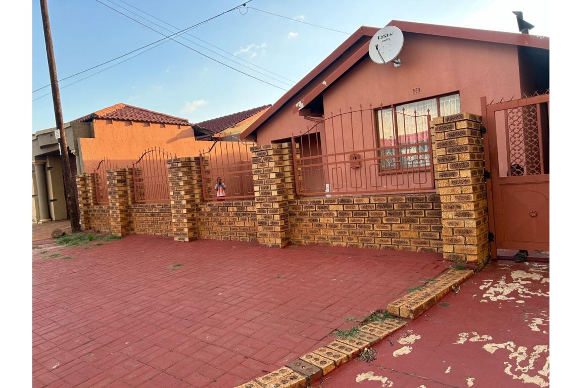 Soweto Dobsonville Ext 1, Gauteng