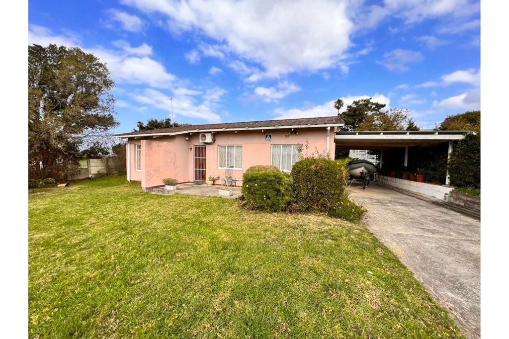 33 Saunders Road, East London Morningside, Eastern Cape