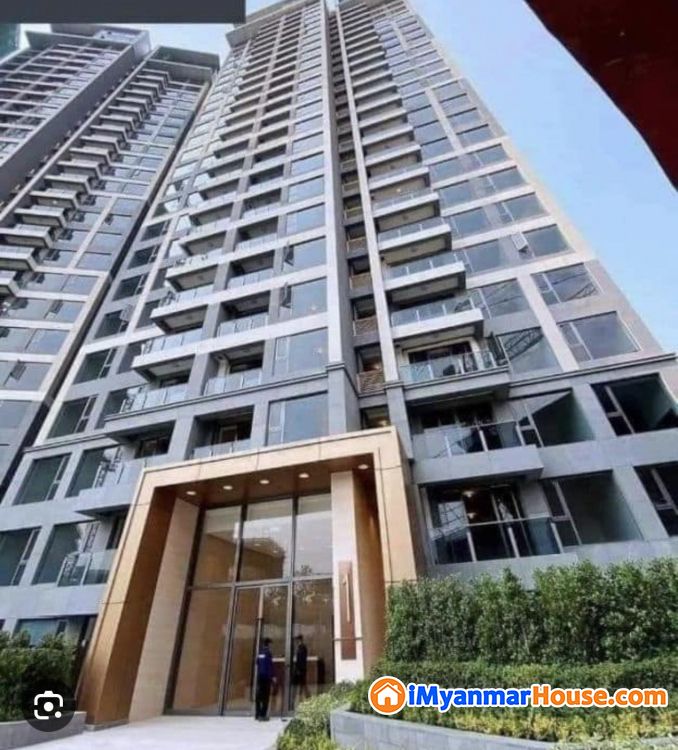 The Central Condo room for sale next to Inya Lake, the center of Yangon