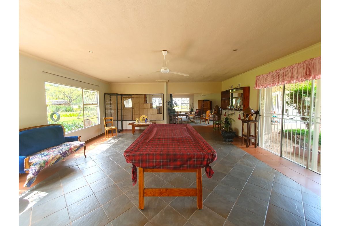 Drumblade AH, South Africa