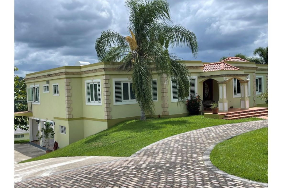 Alturas De Manati, Puerto Rico