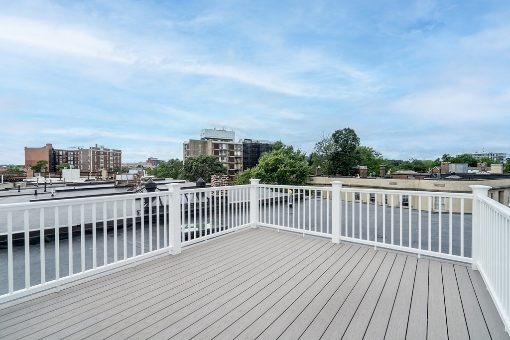 65 Pleasant St #3