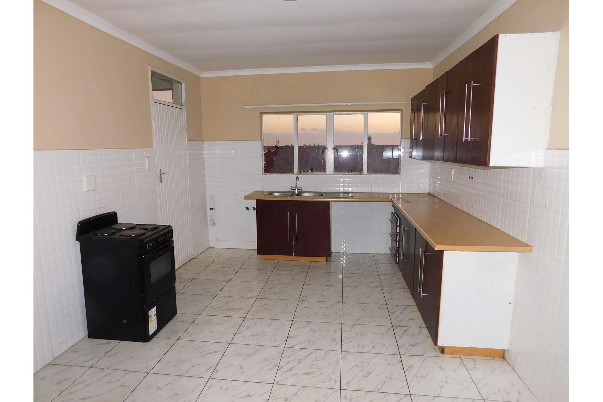 9 Polack Avenue, Johannesburg Newclare, Gauteng