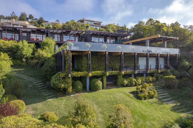 Spectacular Family Home With A Stunning View of Zapallar Bay