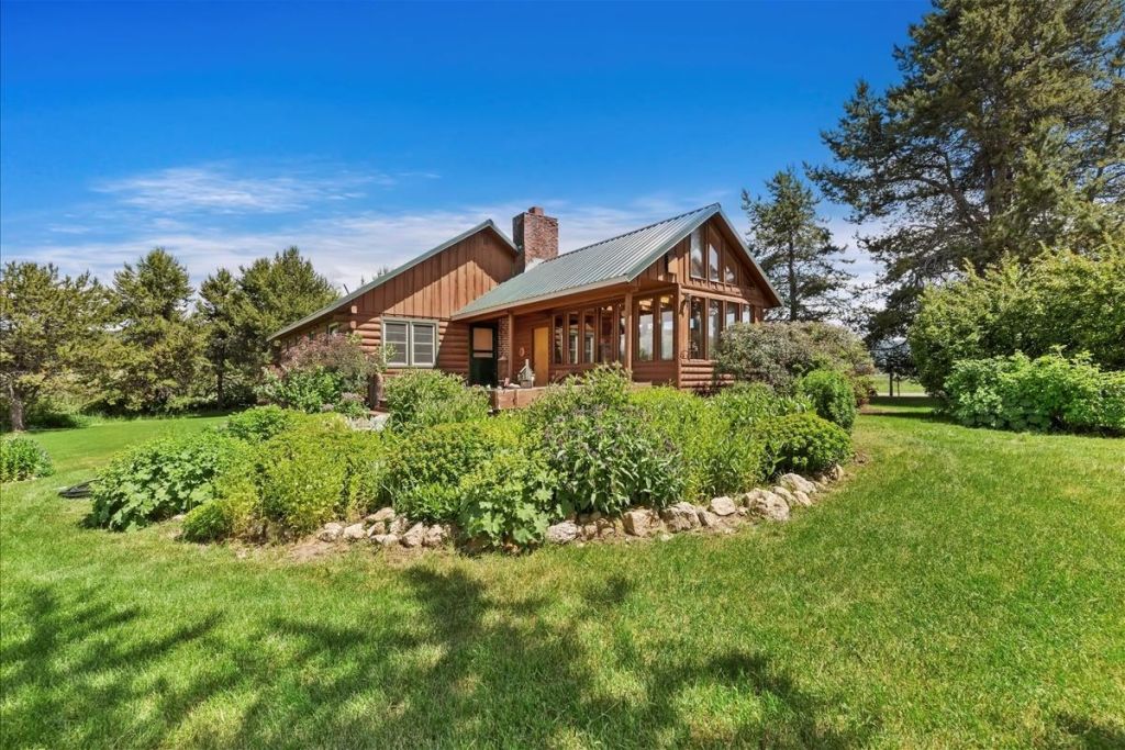 798 High Valley Rd