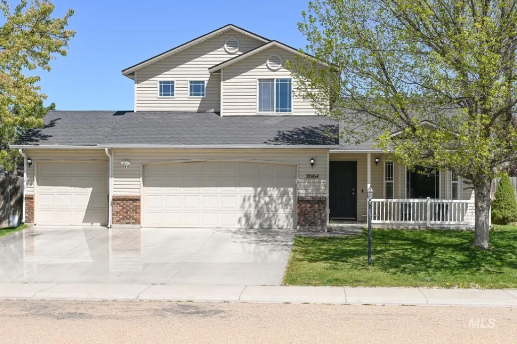 20164, Colebrook Ave
