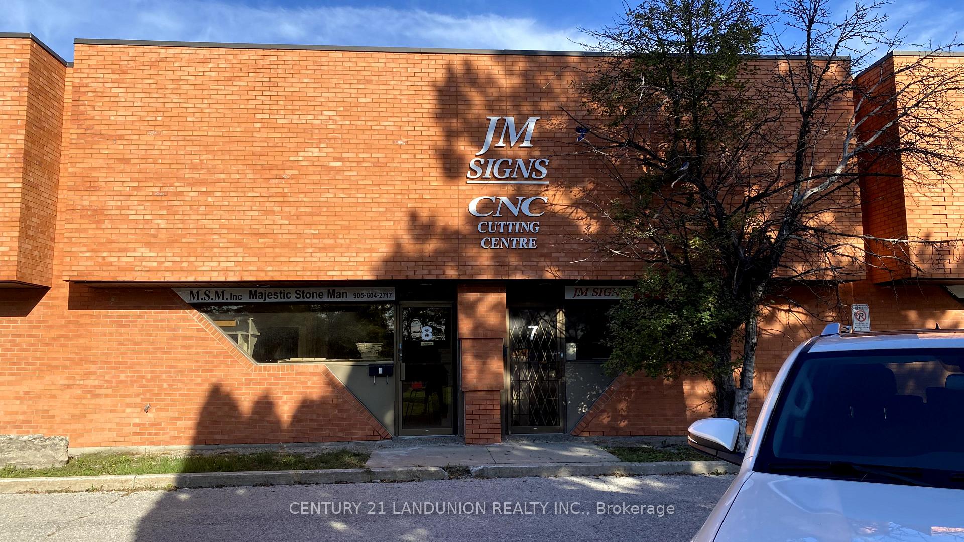 415 Hood Road, 7