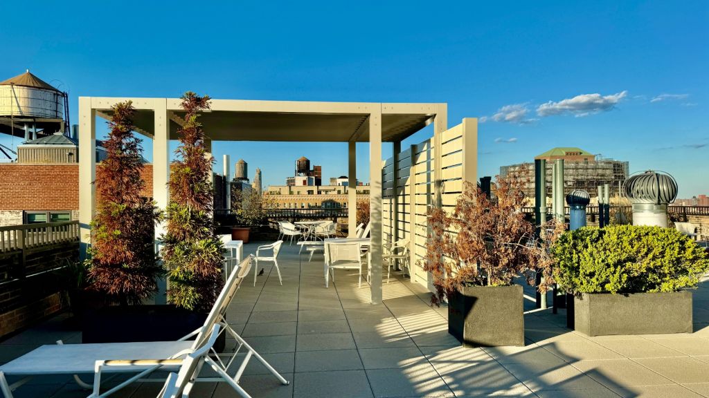 235 West 102nd Street, 7G
