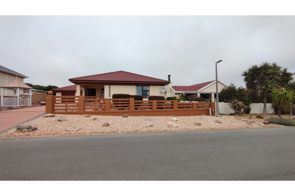 71 Melkboom Street, Stilbaai Stilbaai Wes, Western Cape