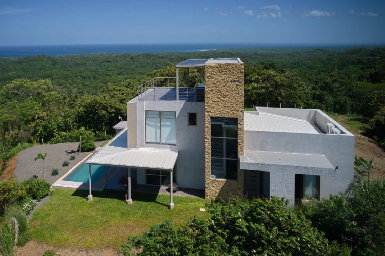 Stunning Architectural Villa in Playa Negra: Embrace Nature's Beauty and Ocean Views