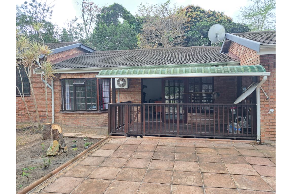 9 Canterbury, Margate Margate, KwaZulu Natal
