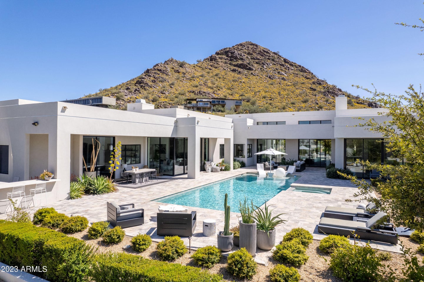 5420 E ROYAL PALM Road Paradise Valley, AZ 85253