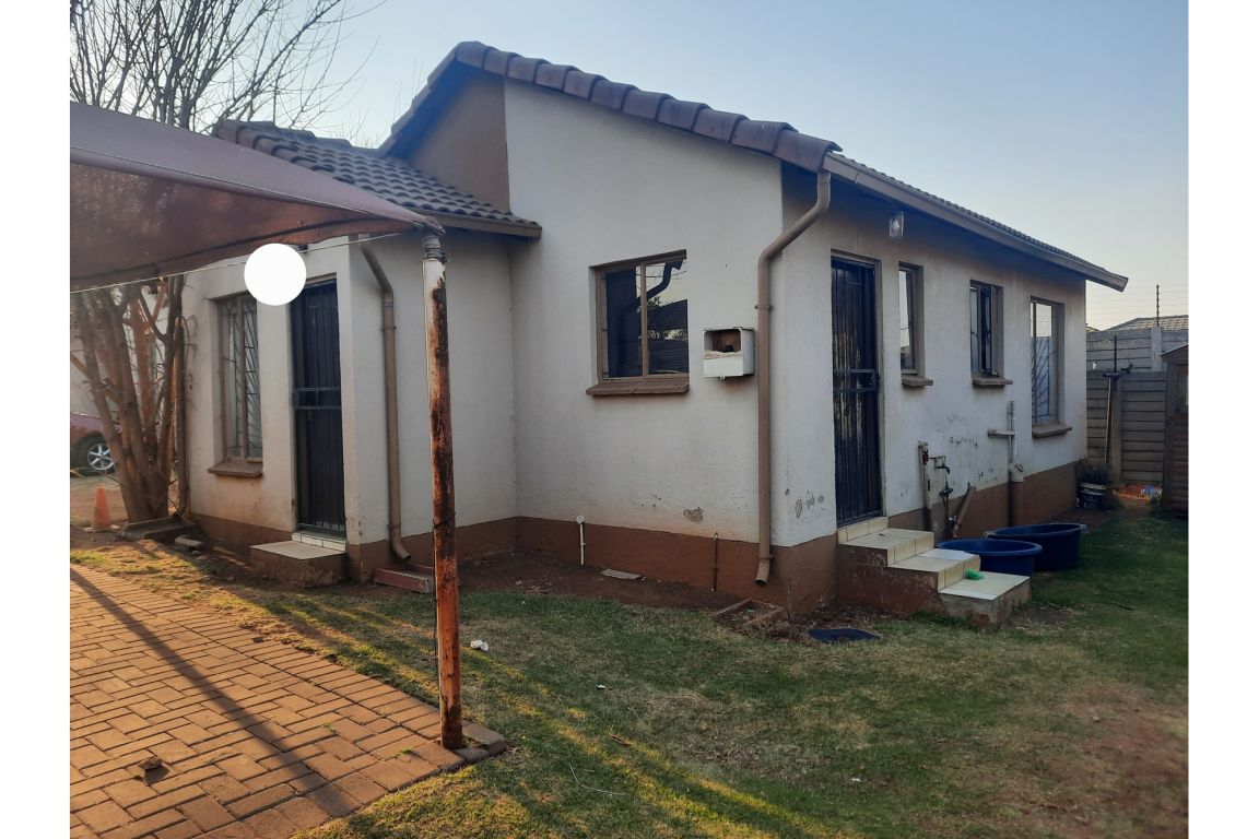 Midrand Clayville, Gauteng