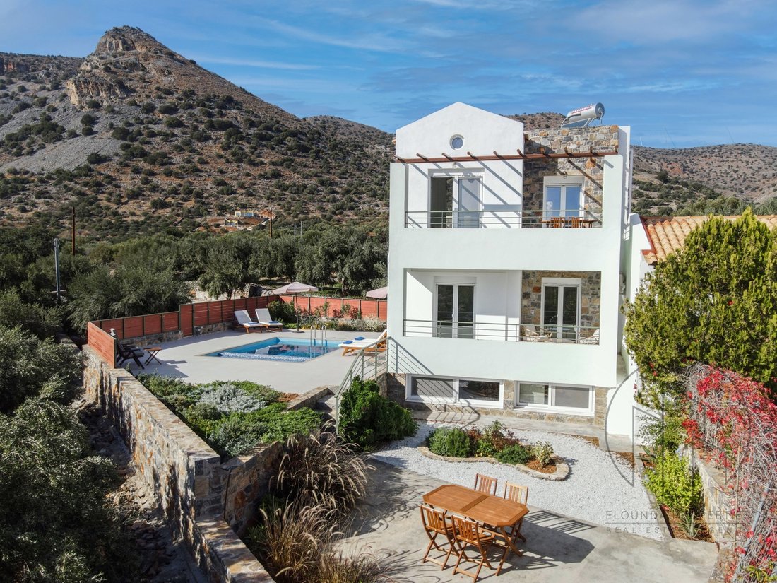 1296253 Villa For Sale, Epano Elounda, 110 Sq.M., €550.000