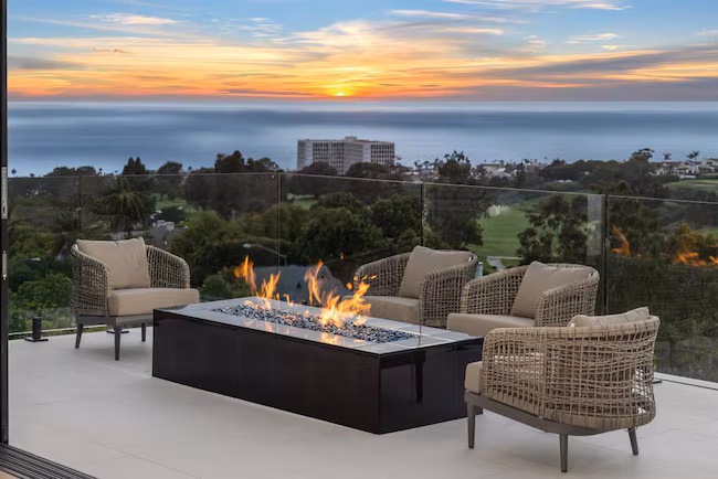 6627 Muirlands Dr, La Jolla, CA