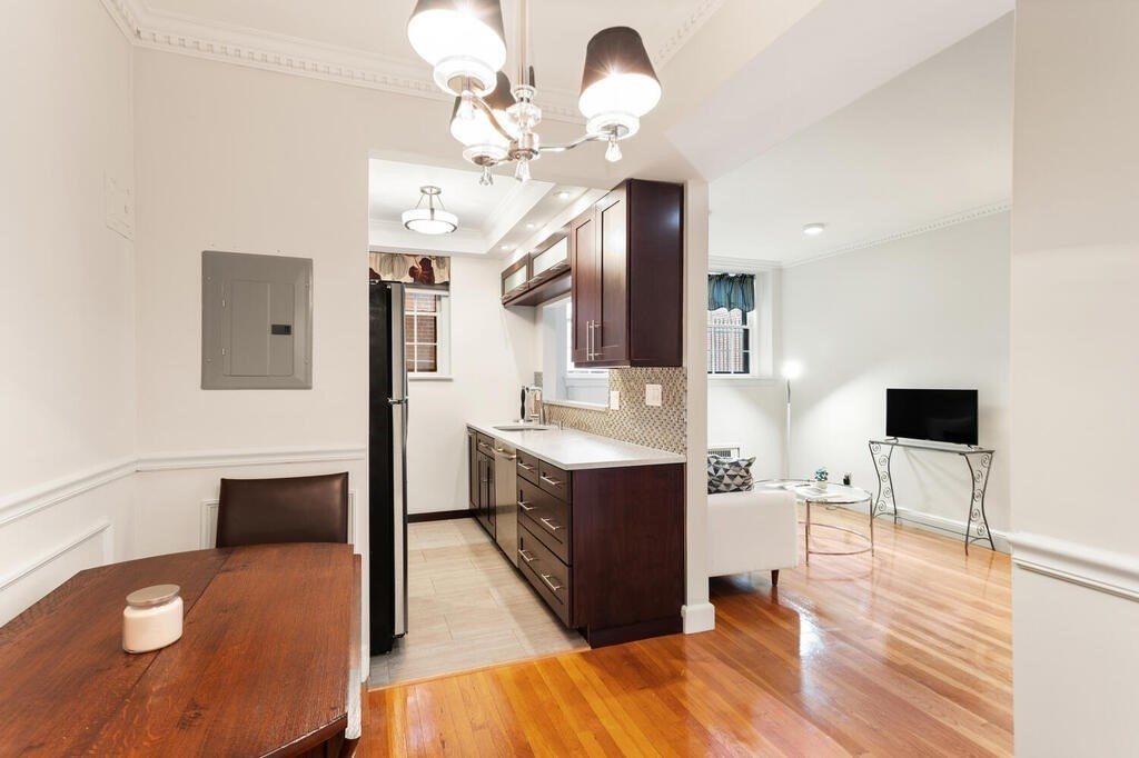 280 Beacon St #1