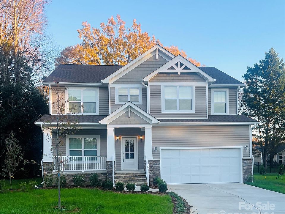 7938 Ebony Rd, Charlotte, NC 28216