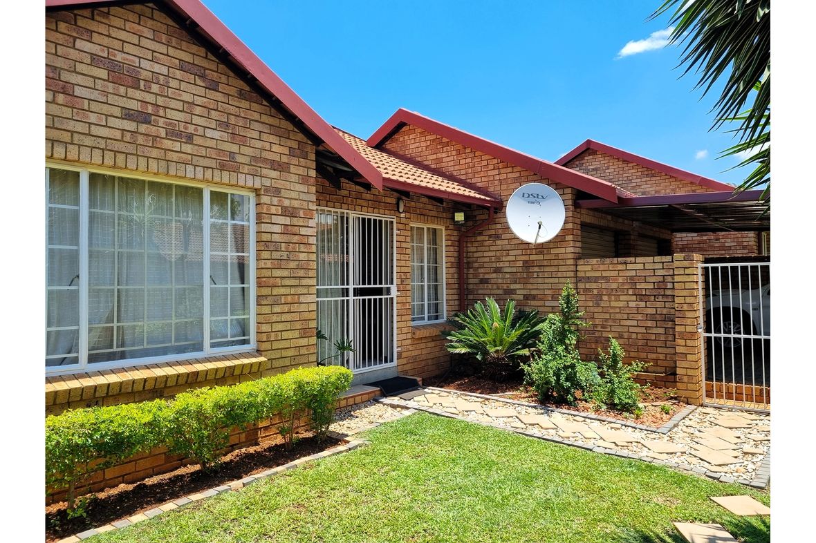 Equestria, South Africa