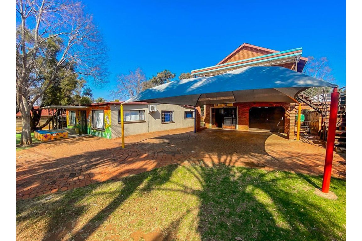 Hartbeespoort Schoemansville, North West