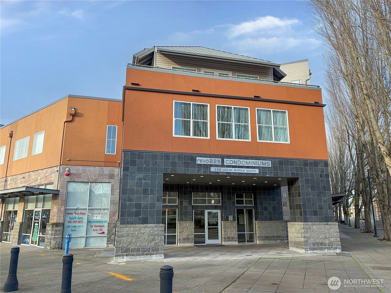 225 Logan Avenue S #111