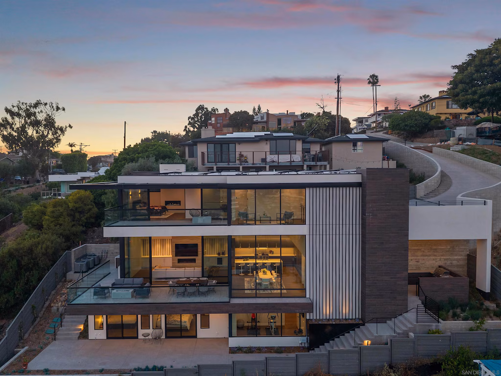 2035 Evergreen St, San Diego, CA