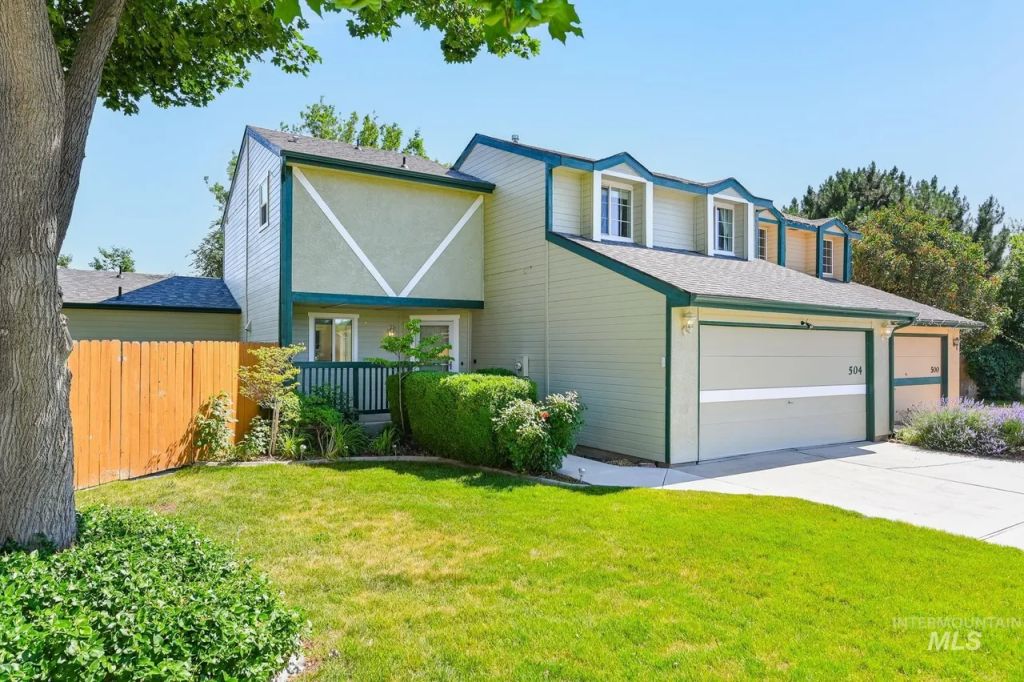 504, W Cobblestone Pl
