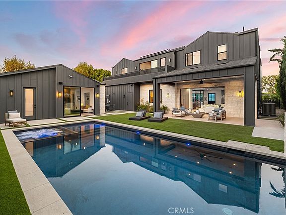 5163 Valjean Ave, Encino, CA 91436