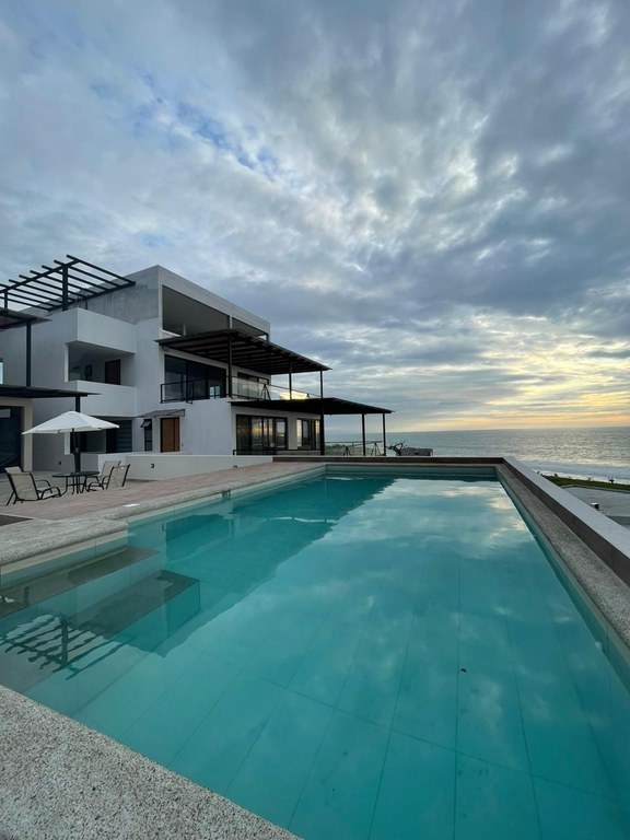 Costa Sol #T3-3A: Incredible Condo for Sale with garden and Ocean View in Gated Beachfront Community in Cojimíes, Manabí