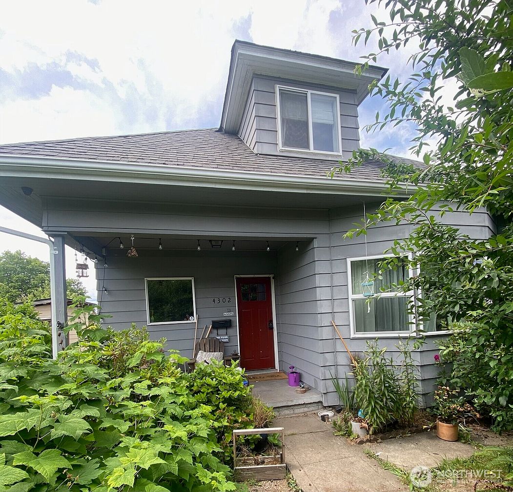 4302 S Sheridan