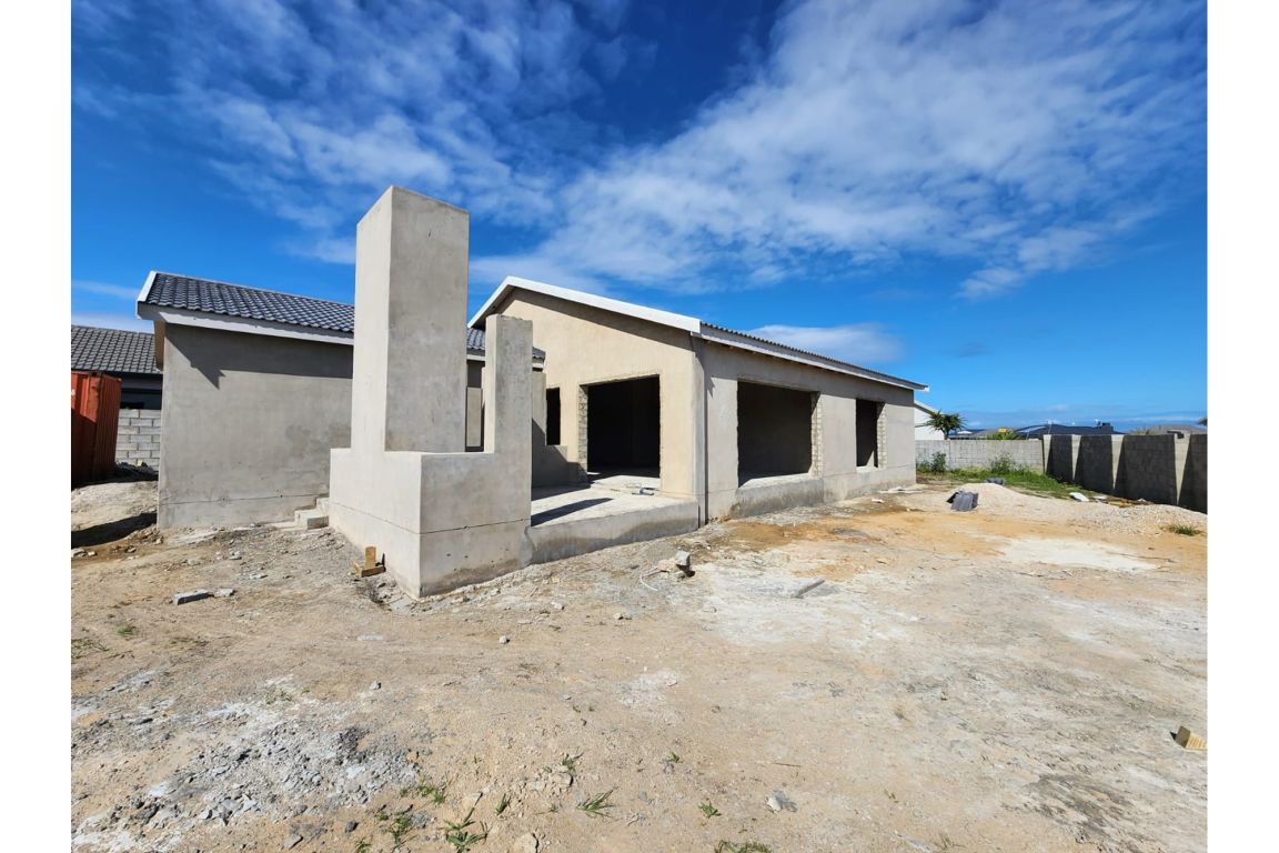 Jeffreys Bay Fountains Estate, Eastern Cape