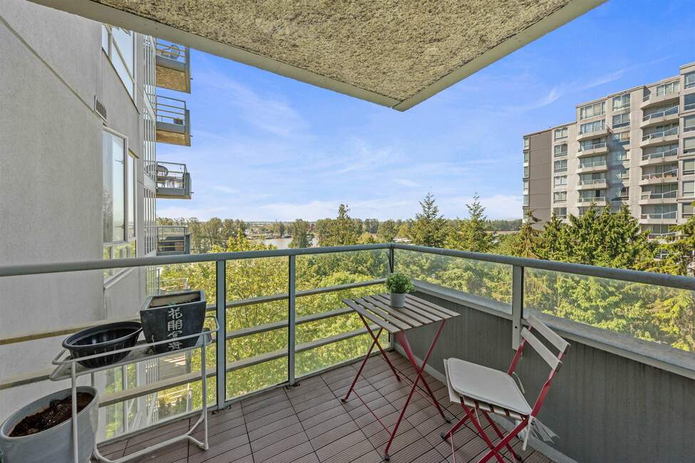 3061 E Kent Avenue North 606