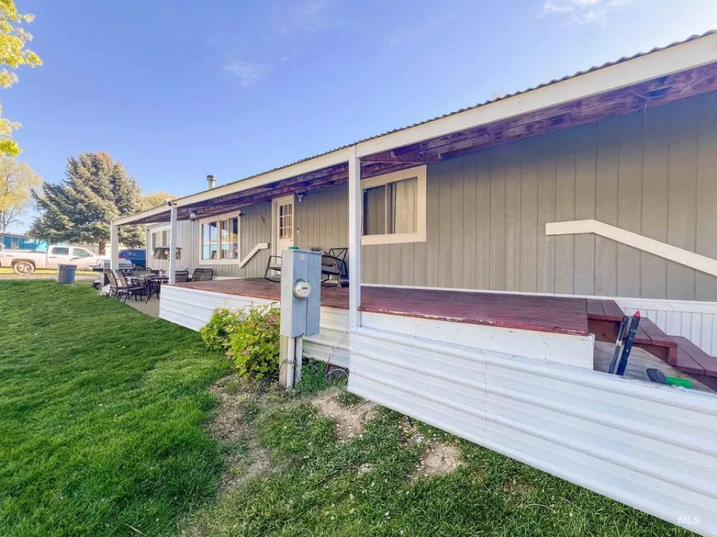 15881 , Purple Sage Rd Trlr 38