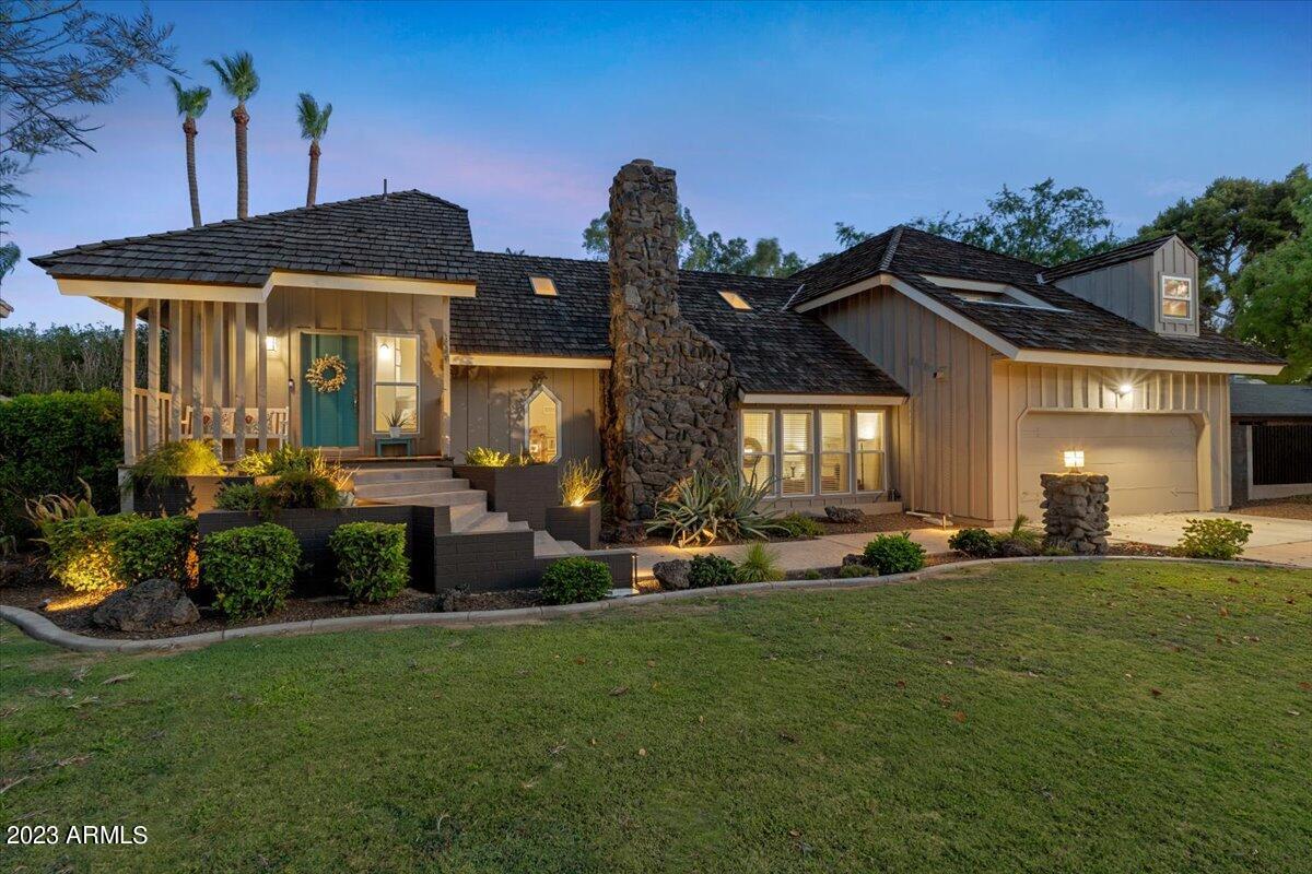 339 W LAS PALMARITAS Drive Phoenix, AZ 85021