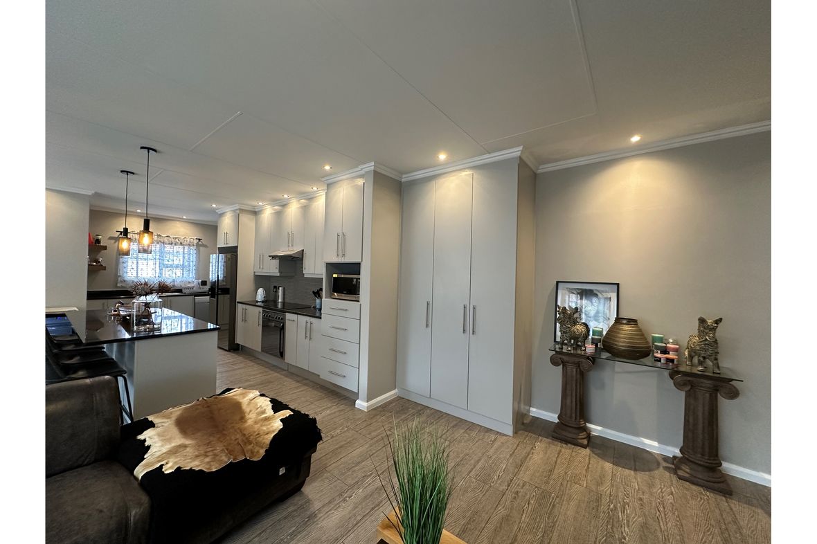 Earls Court Lifestyle Estate, South Africa