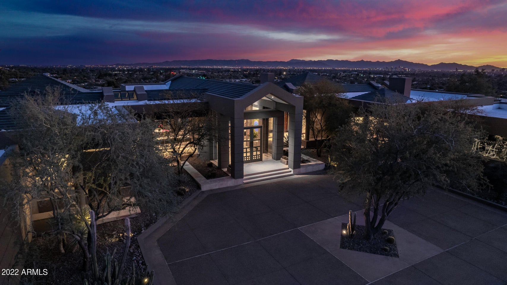 6044 N 44th Place Paradise Valley, AZ 85253