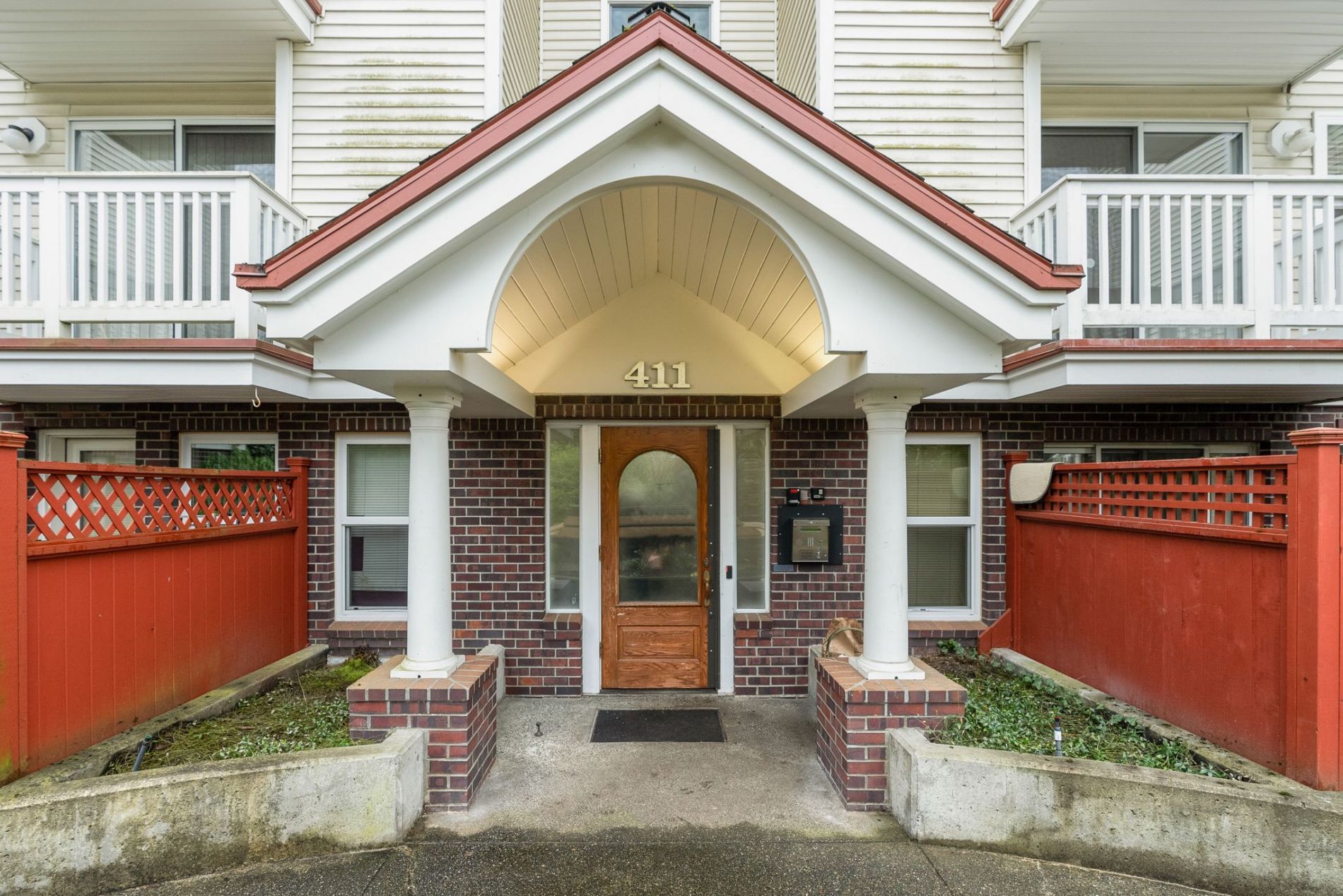 Condo with parking!