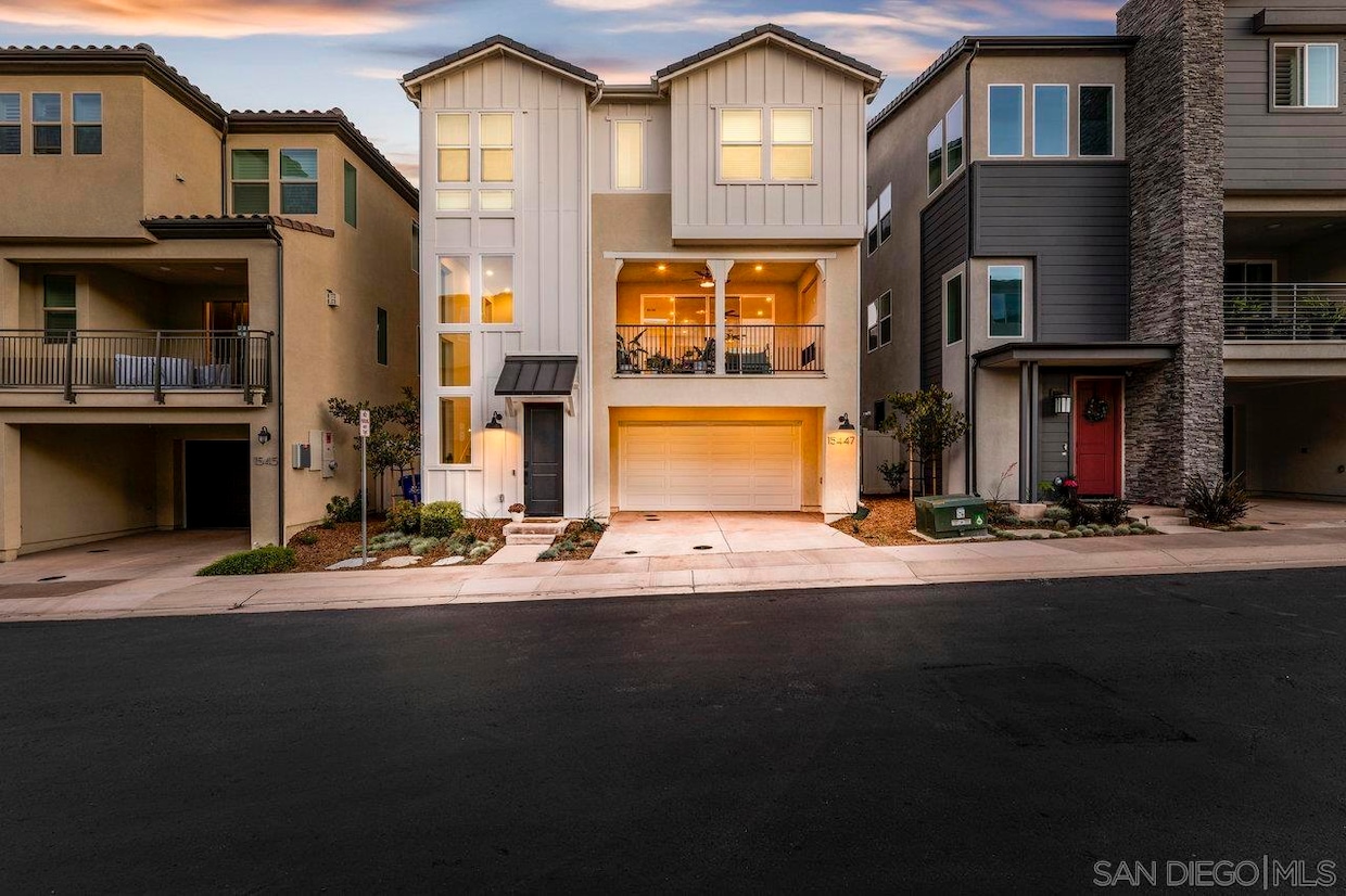 15447 van Lodensteyn Way, San Diego, CA