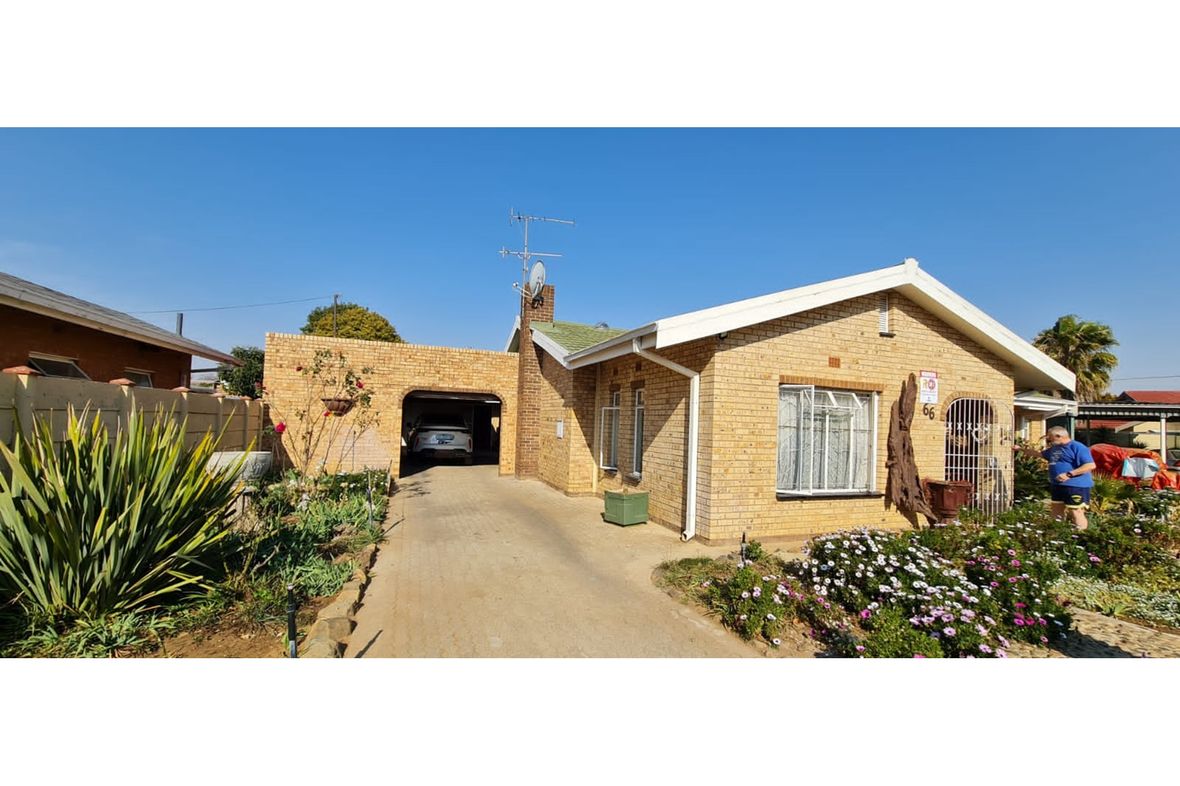 Naudeville, South Africa