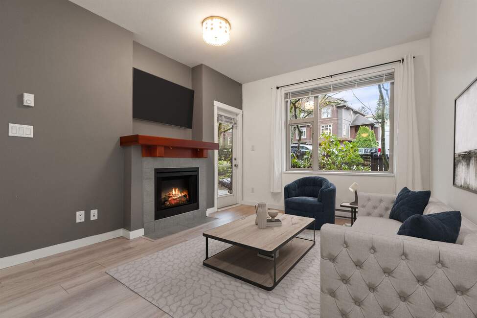 675 Park Crescent 109