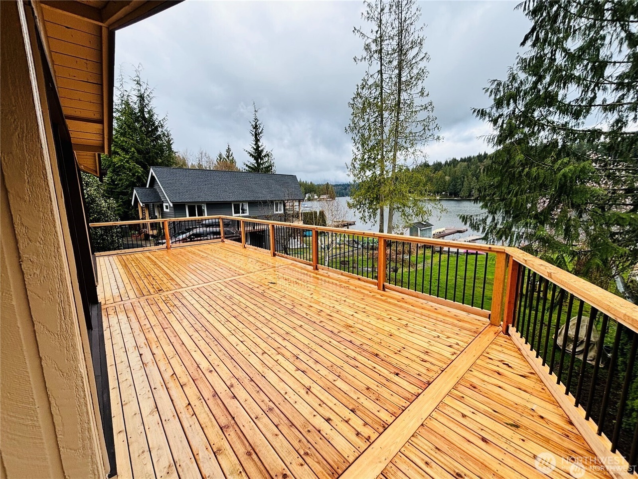 1311 SW Lake Roesiger Rd