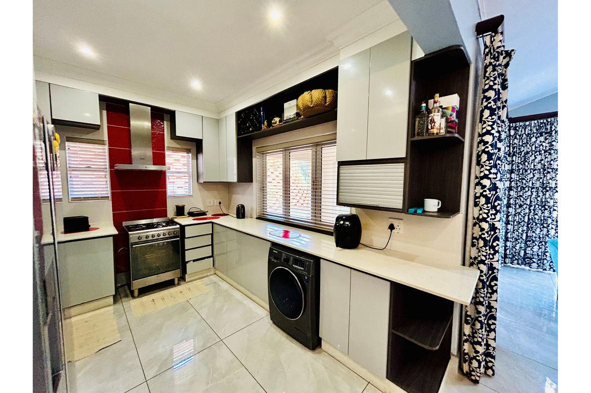 Kindlewood Estate, South Africa