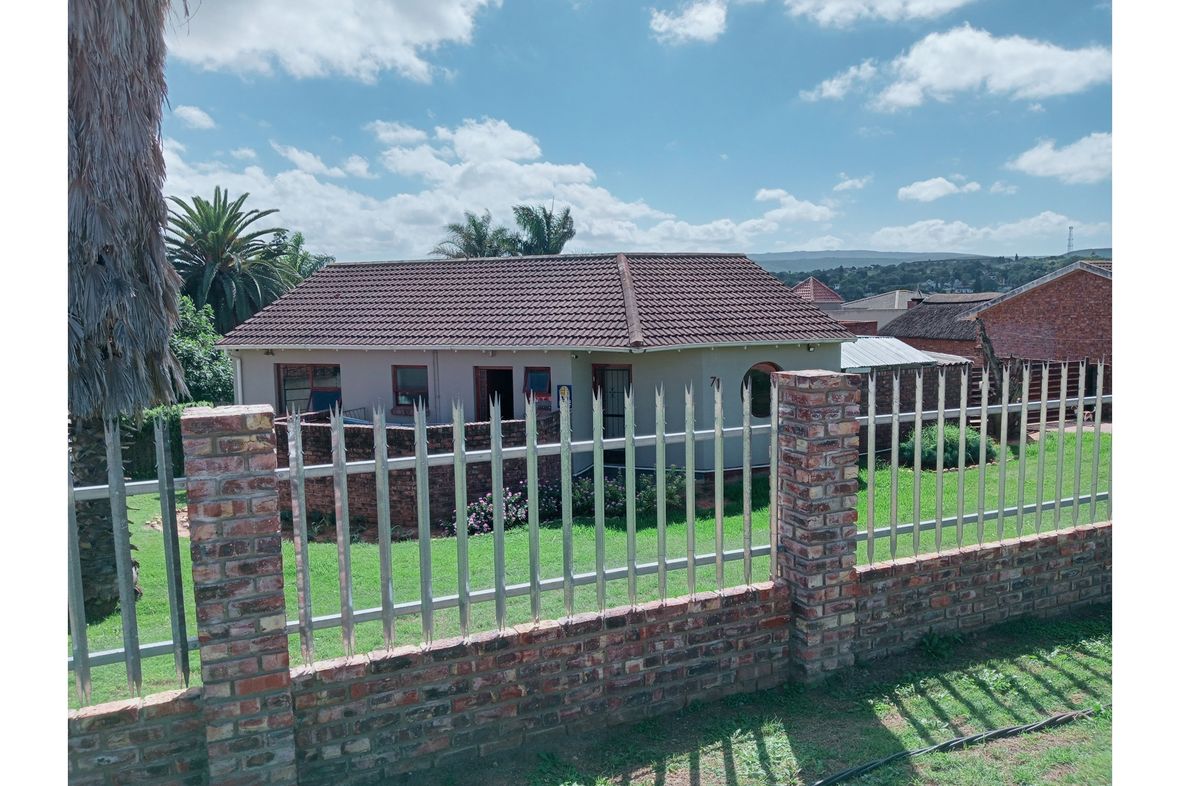 Strelitzia Park, South Africa