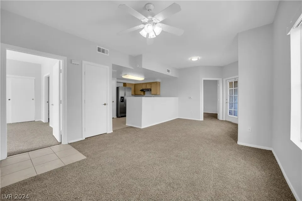 3400 , Cabana Dr Unit 2027