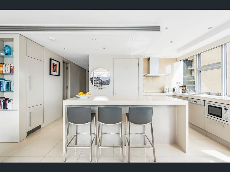 9.2/2 Phillip Street