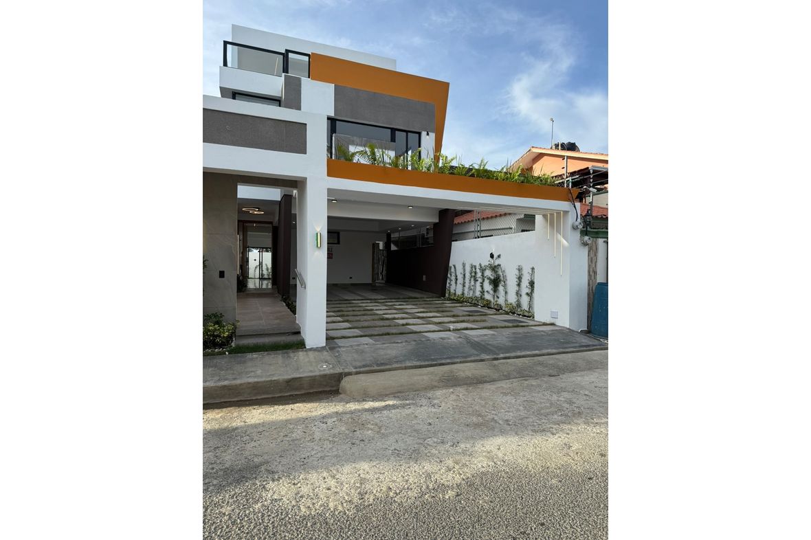 SANTO DOMINGO ESTE, Dominican Republic