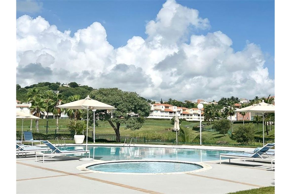 Harbour Lakes Cond., Puerto Rico