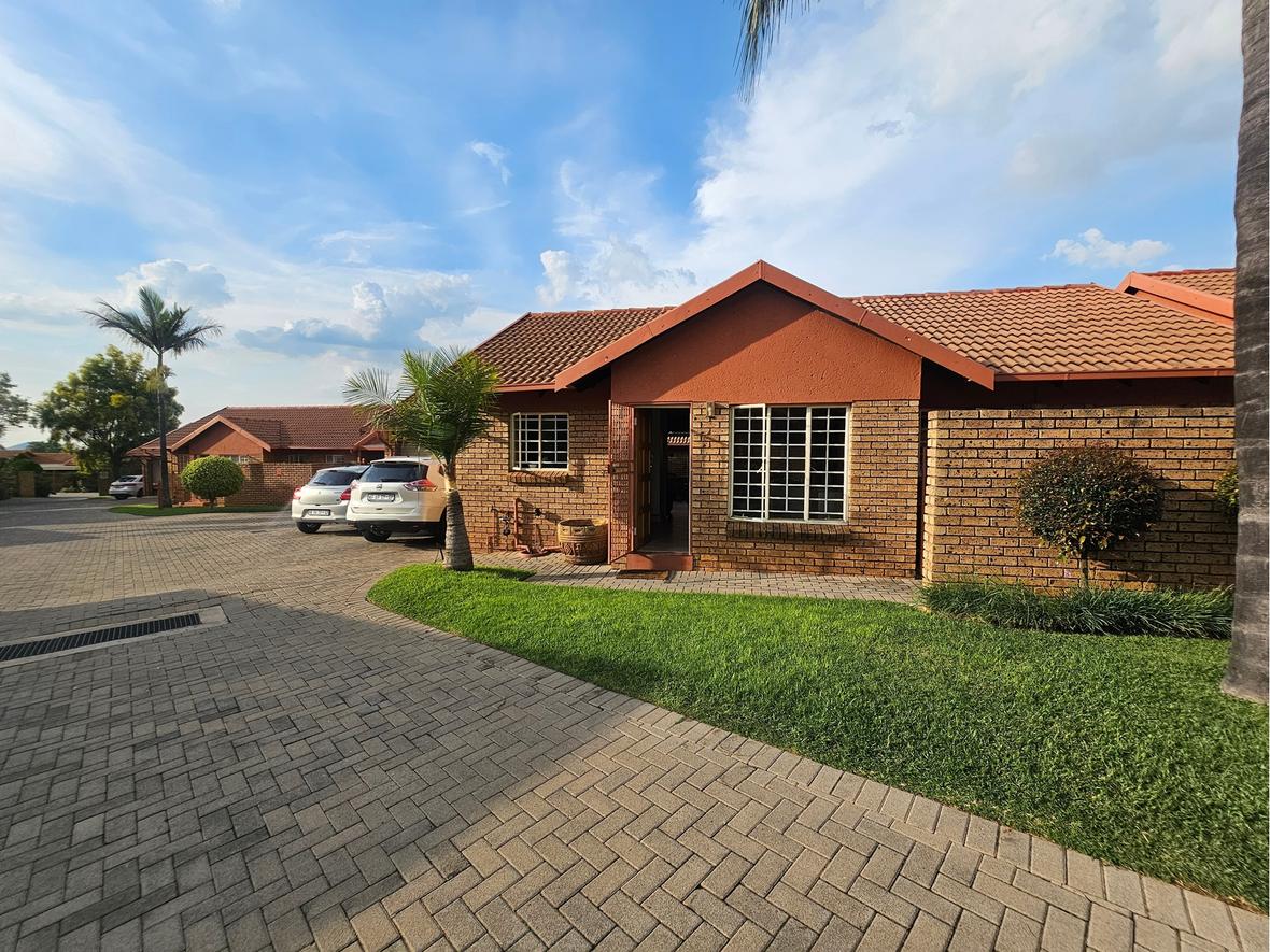 Magalieskruin, South Africa